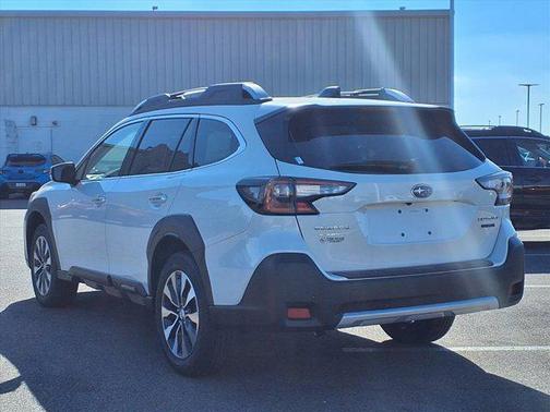 2025 Subaru Outback Touring