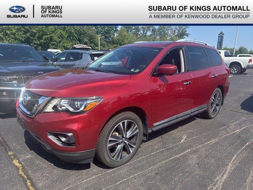 2017 Nissan Pathfinder Platinum