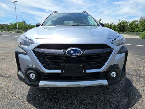 Ice Silver Metallic 2024 Subaru Outback Limited