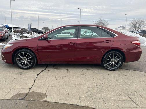 2017 Toyota Camry XSE