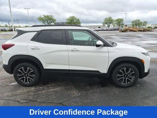 Summit White 2022 Chevrolet Trailblazer ACTIV