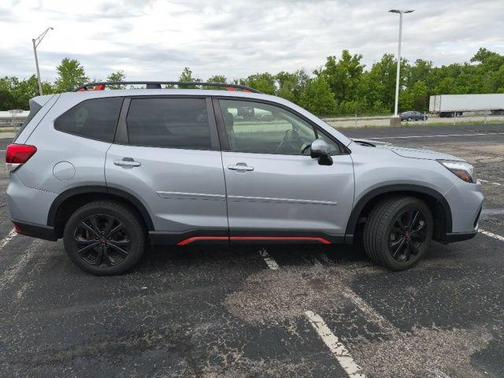 Ice Silver Metallic 2021 Subaru Forester Sport