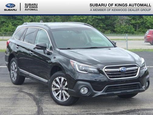 Crystal Black Silica 2018 Subaru Outback 2.5i Touring