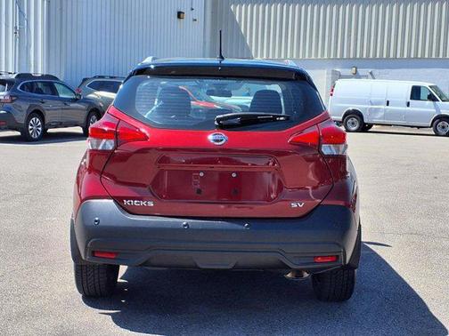2020 Nissan Kicks SV