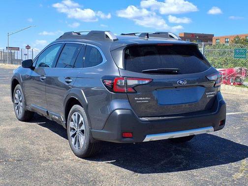 2025 Subaru Outback Touring