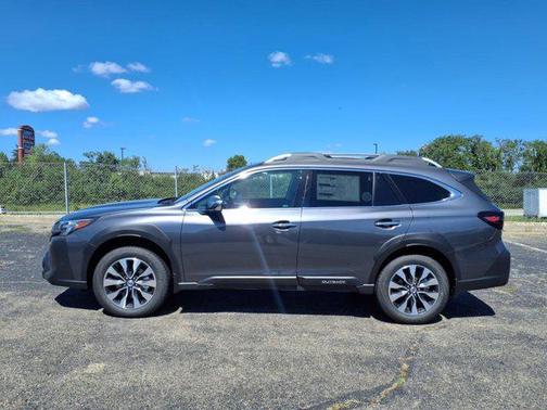 2025 Subaru Outback Touring