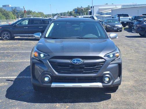 2025 Subaru Outback Touring