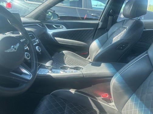 2021 Genesis G70 3.3T AWD