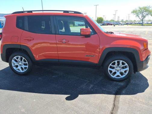 Omaha Orange 2018 Jeep Renegade Latitude