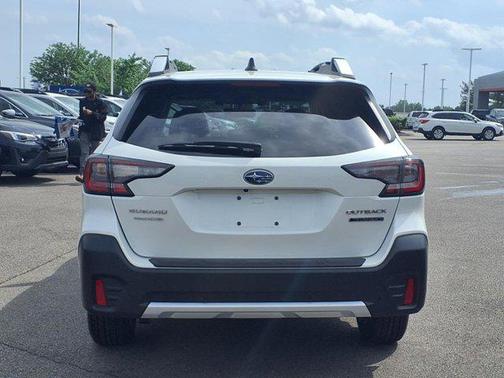 2022 Subaru Outback Touring XT