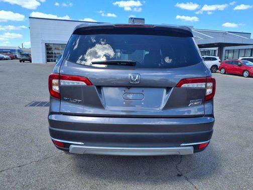 2020 Honda Pilot Touring 8-Passenger
