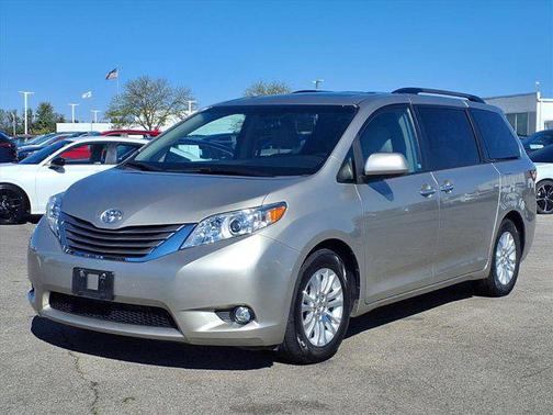 2015 Toyota Sienna XLE