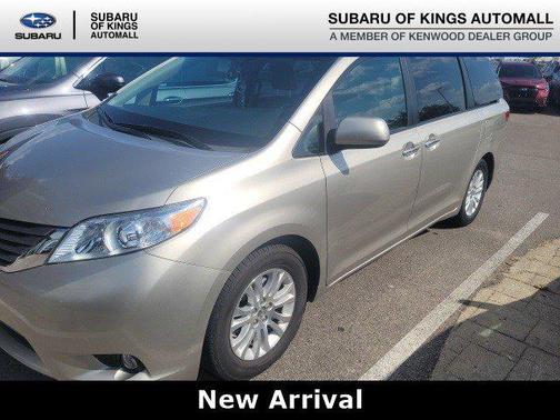 2015 Toyota Sienna XLE