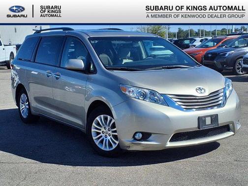 2015 Toyota Sienna XLE