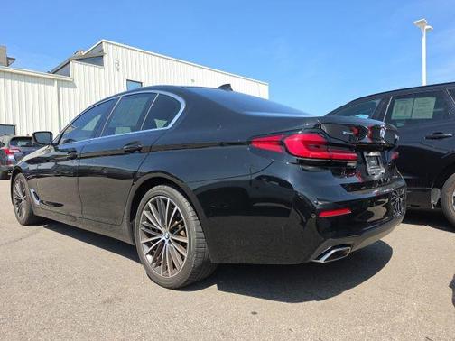 Jet Black 2023 BMW 540 i xDrive