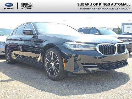 Jet Black 2023 BMW 540 i xDrive