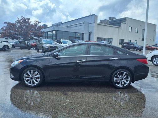 2011 Hyundai SONATA SE