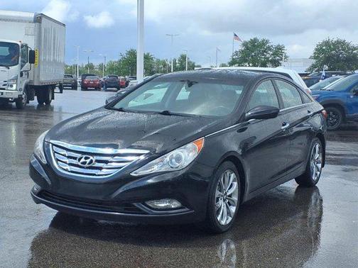 2011 Hyundai SONATA SE