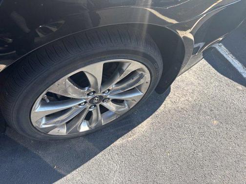 2011 Hyundai SONATA SE