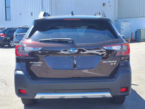 2025 Subaru Outback Limited XT