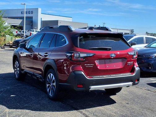 2025 Subaru Outback Touring XT