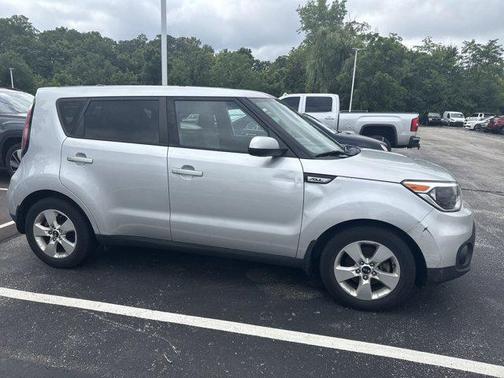 2017 Kia Soul Base