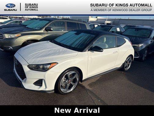 2019 Hyundai Veloster Base