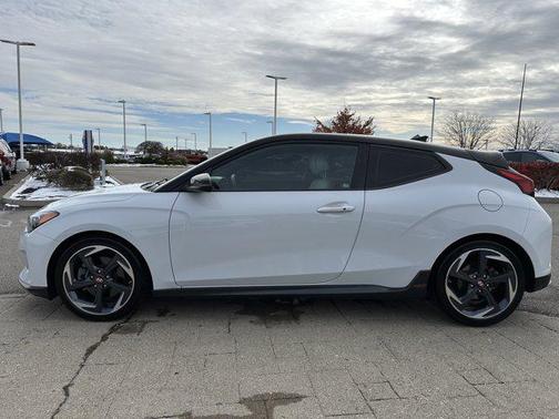 2019 Hyundai Veloster Base