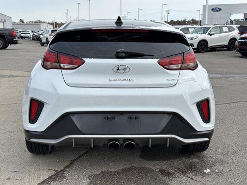 2019 Hyundai Veloster Base