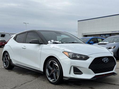 2019 Hyundai Veloster Base