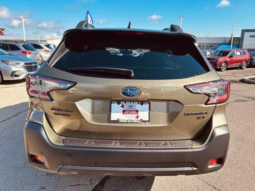 2025 Subaru Outback Onyx Edition XT