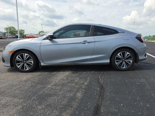 Lunar Silver Metallic 2016 Honda Civic EX-T