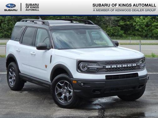 Oxford White 2023 Ford Bronco Sport Badlands