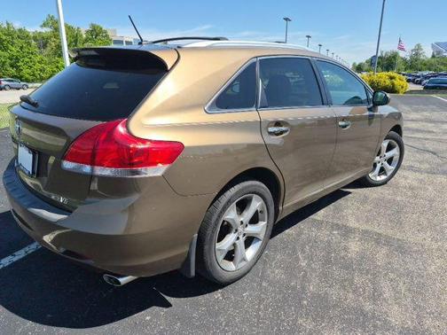 Golden Umber Mica 2009 Toyota Venza Base