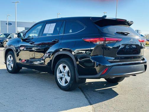 2023 Toyota Highlander Hybrid LE