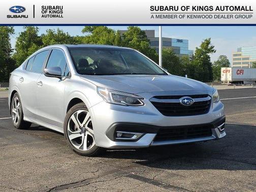 Ice Silver Metallic 2022 Subaru Legacy Limited