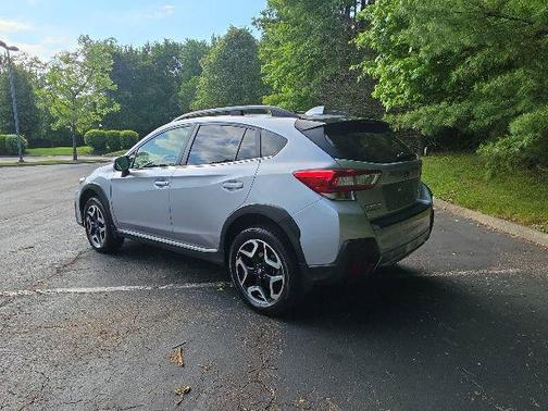 Ice Silver Metallic 2019 Subaru Crosstrek 2.0i Limited