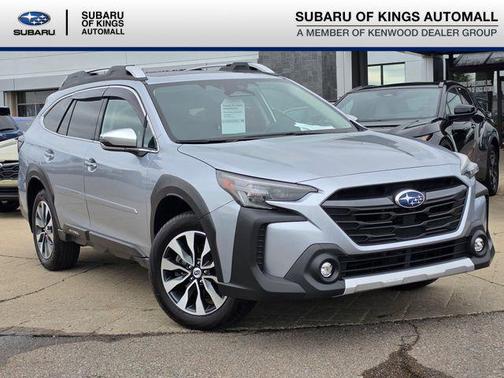 Ice Silver Metallic 2023 Subaru Outback Touring XT