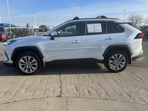 2024 Toyota RAV4 XLE Premium