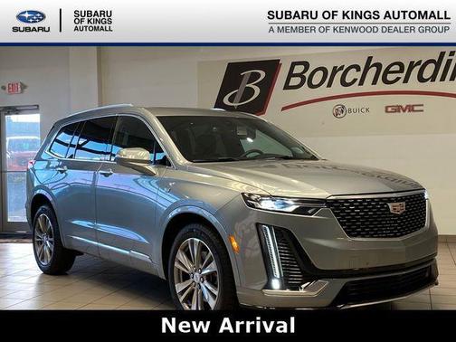 Argent Silver Metallic 2023 Cadillac XT6 Premium Luxury AWD