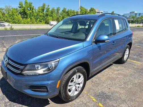 Pacific Blue Metallic 2017 Volkswagen Tiguan 2.0T S