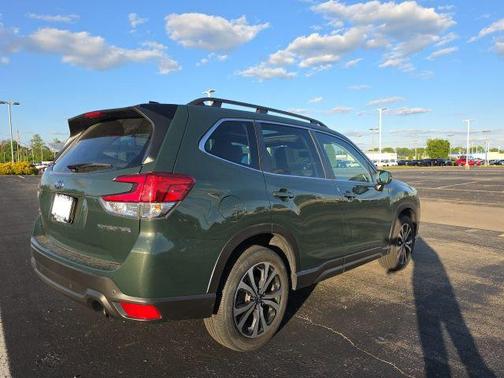 Cascade Green Silica 2024 Subaru Forester Limited
