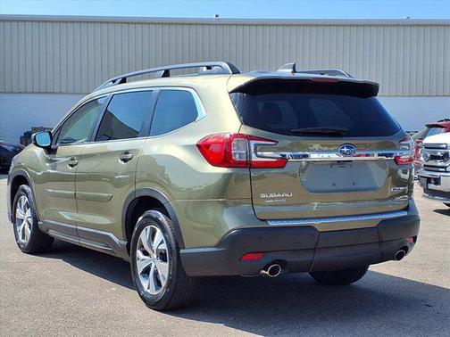 2024 Subaru Ascent Premium 8-Passenger