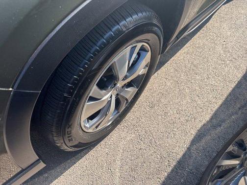 2024 Subaru Ascent Premium 8-Passenger