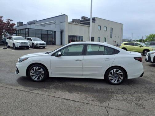 2025 Subaru Legacy Touring XT