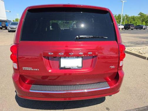 Deep Cherry Red Crystal Pearlcoat 2015 Dodge Grand Caravan R/T