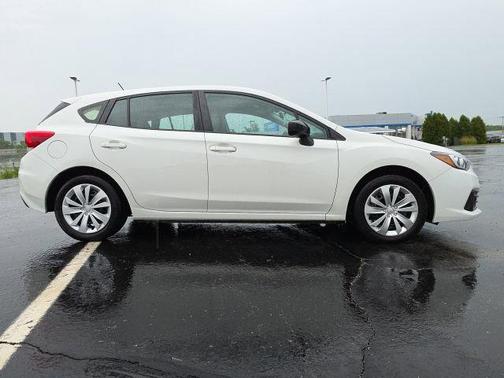 Crystal White Pearl 2020 Subaru Impreza 5-Door