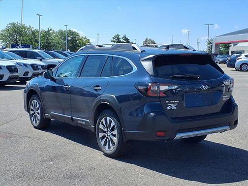 2025 Subaru Outback Touring XT