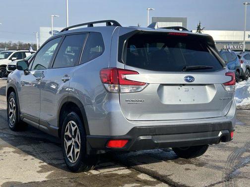 2022 Subaru Forester Premium