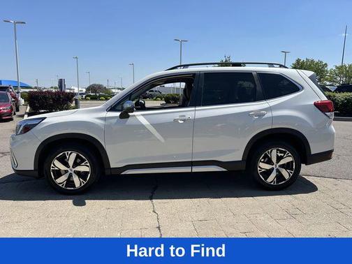 Crystal White Pearl 2020 Subaru Forester Touring